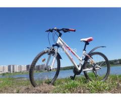 Велосипед горный женский, рост 150-165 см